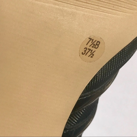 BCBGMAXAZRIA Black Mesh Open Toe Booties! - Picture 7 of 8